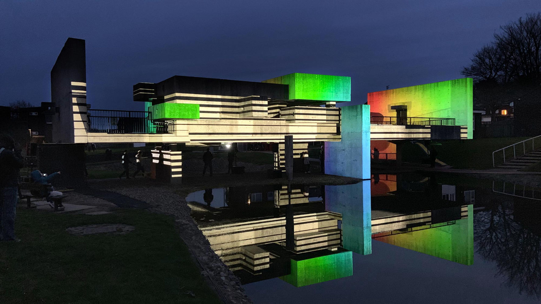 Heike Wiermann Apollo pavilion Hy 4998